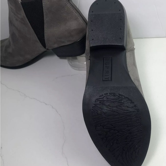 Esprit Tiffany Women’s Ankle Bootie’s Gray Suede Zipper- Low Heel Size 8.5 New - Picture 6 of 9